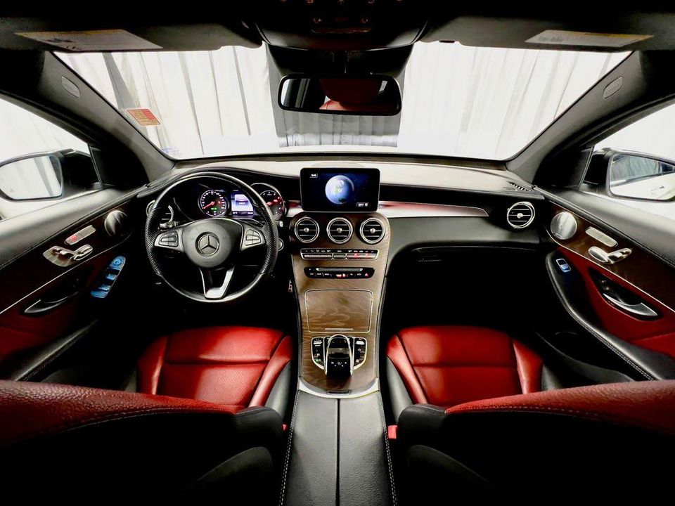 2019 Mercedes-Benz GLC 300 4MATIC