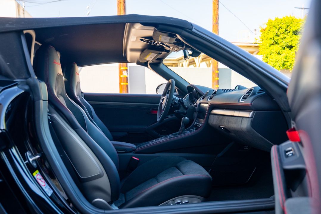 2024 Porsche 718 Boxster