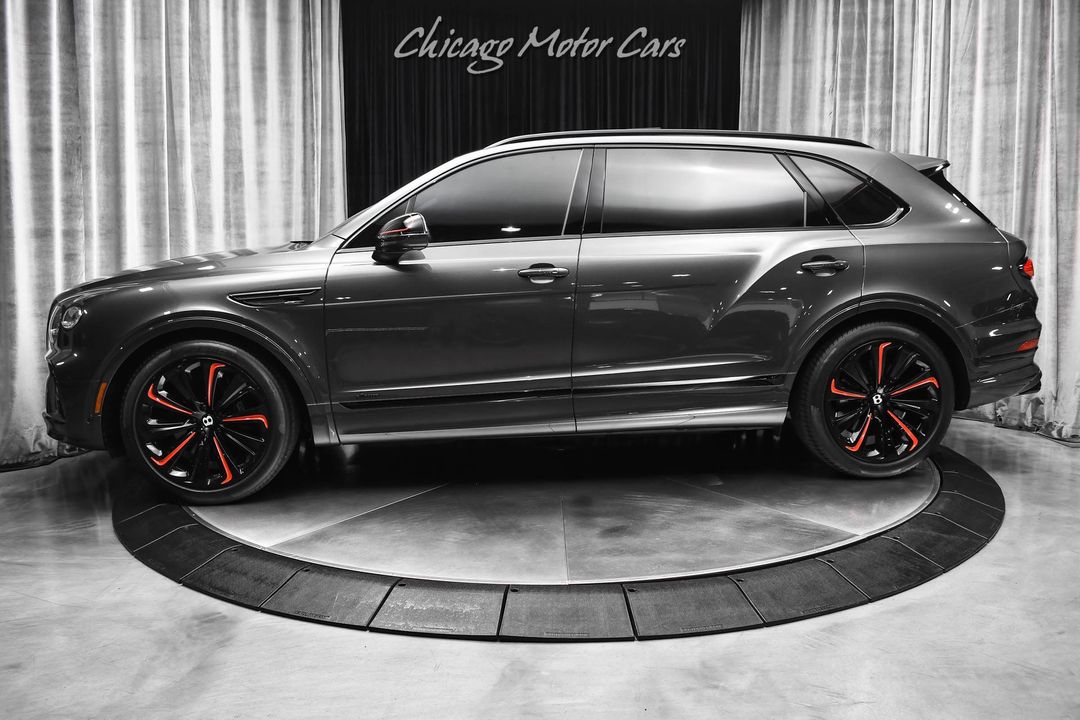 2023 Bentley Bentayga EWB