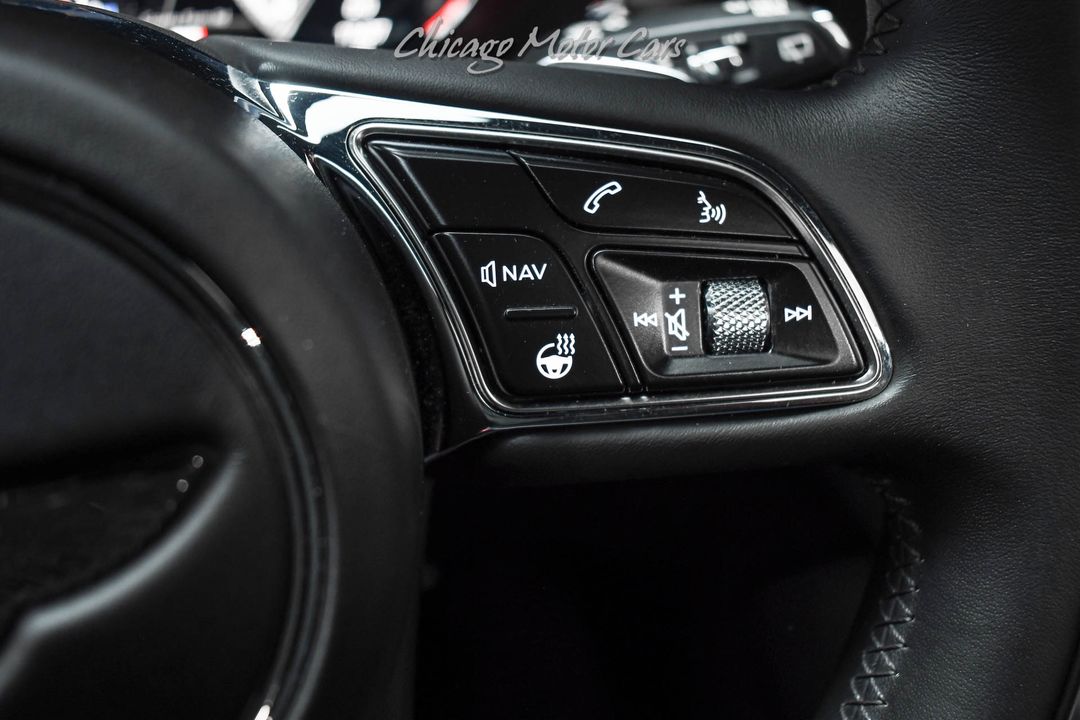 2023 Bentley Bentayga EWB
