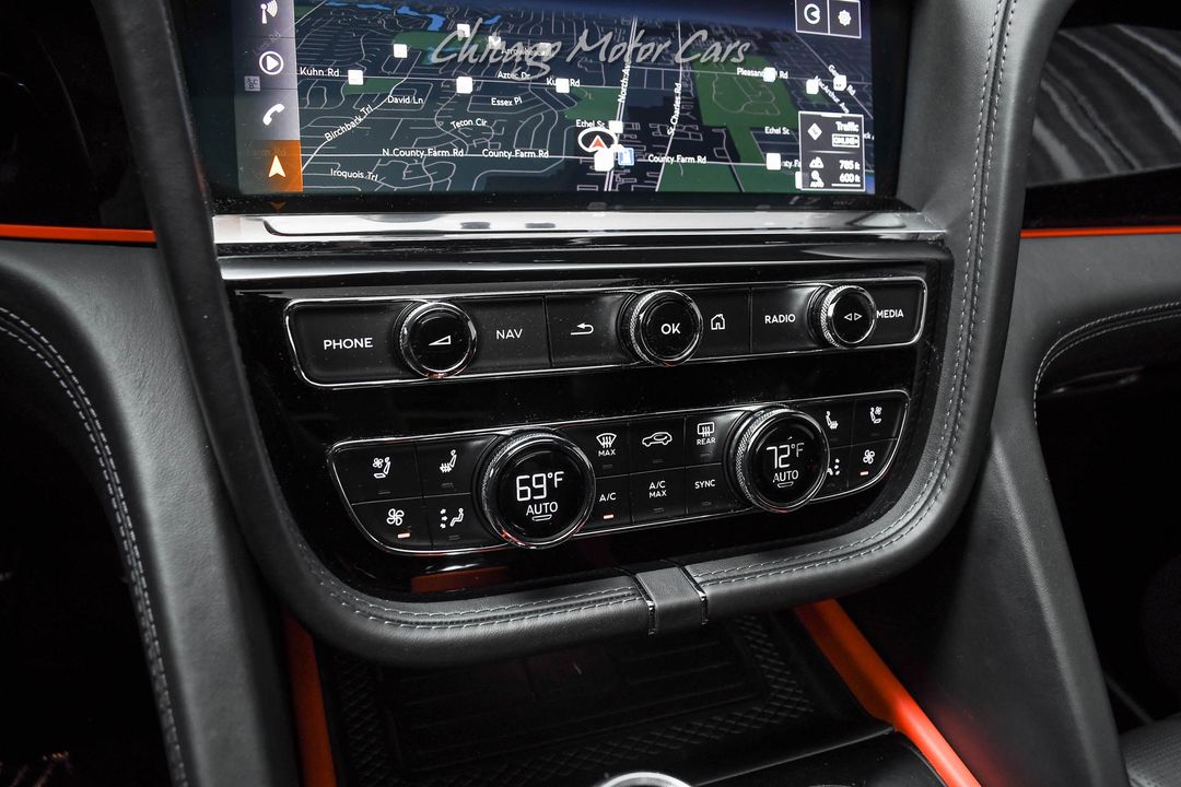 2023 Bentley Bentayga EWB