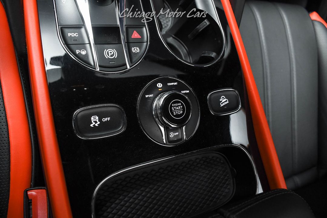 2023 Bentley Bentayga EWB