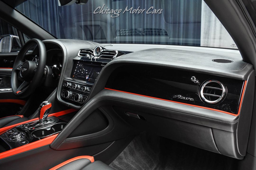 2023 Bentley Bentayga EWB