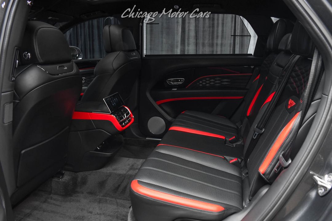 2023 Bentley Bentayga EWB