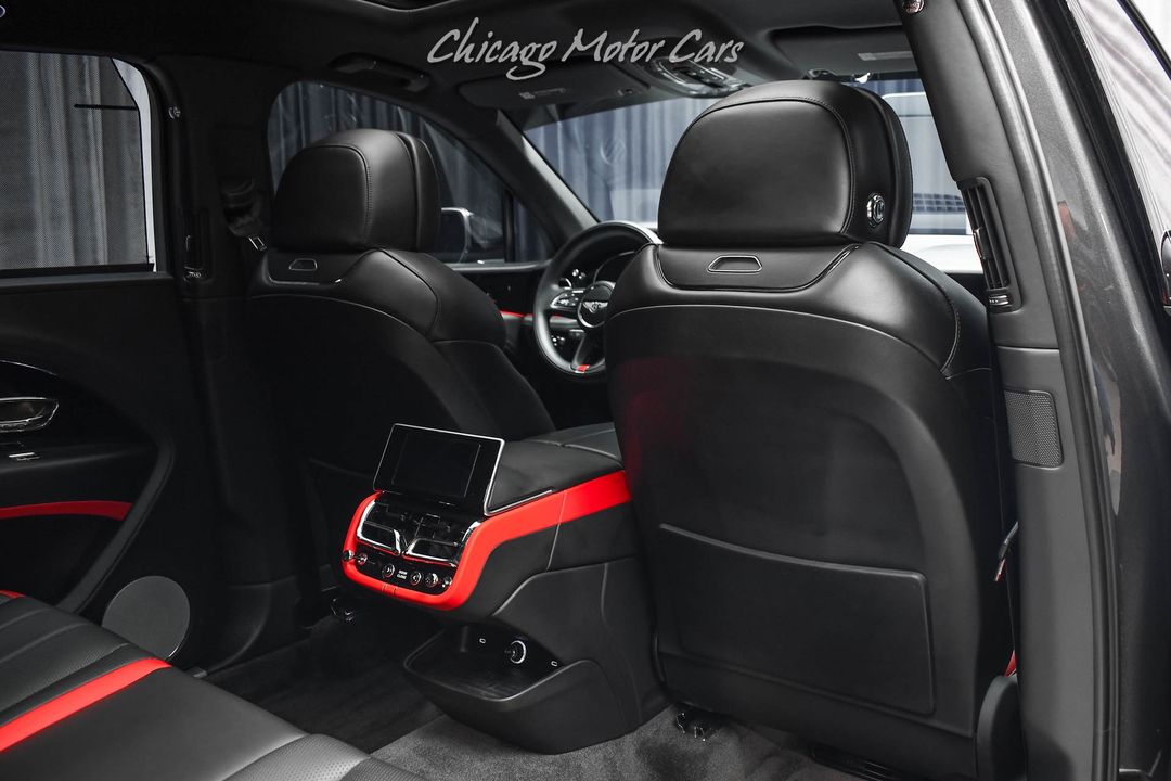 2023 Bentley Bentayga EWB