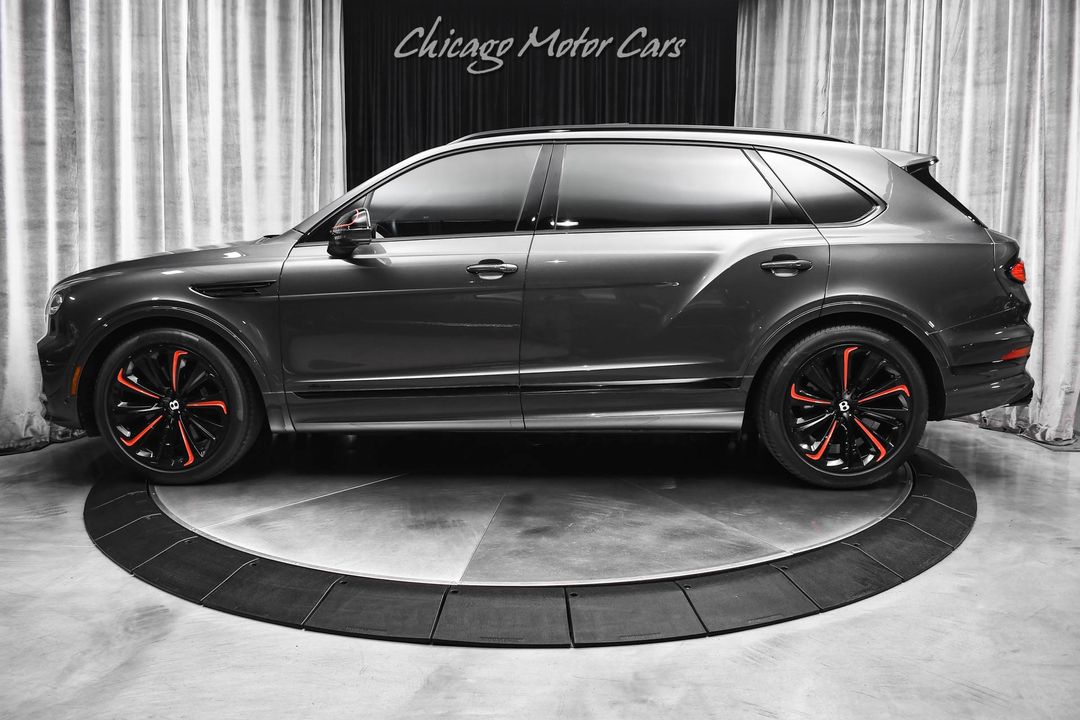 2023 Bentley Bentayga EWB