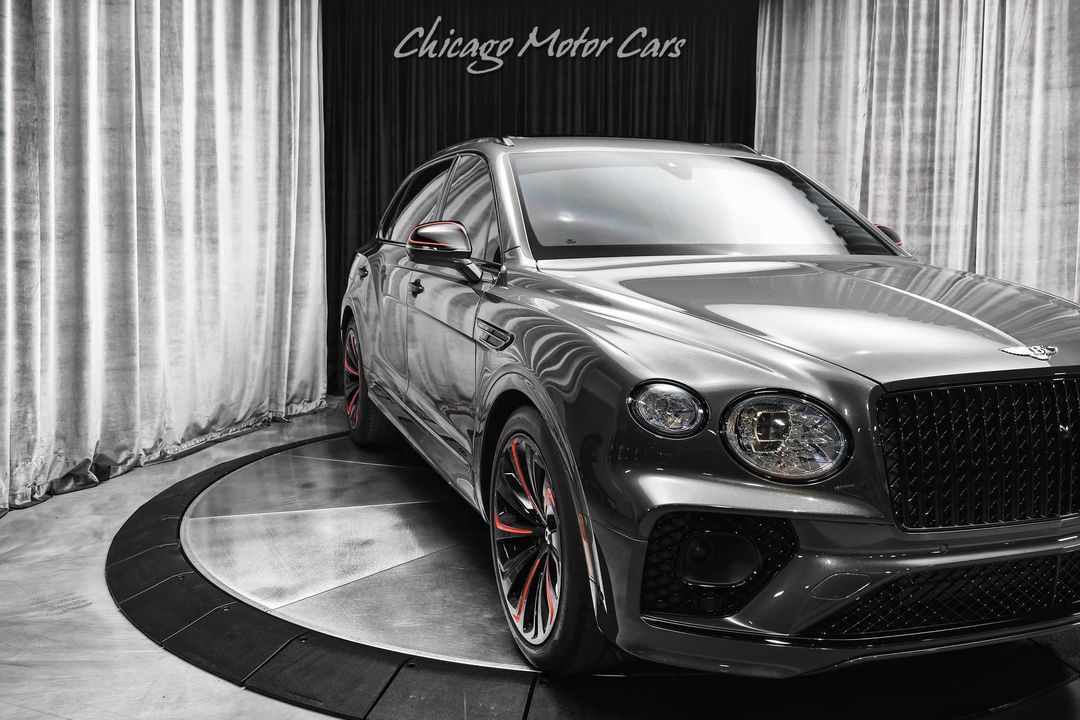 2023 Bentley Bentayga EWB