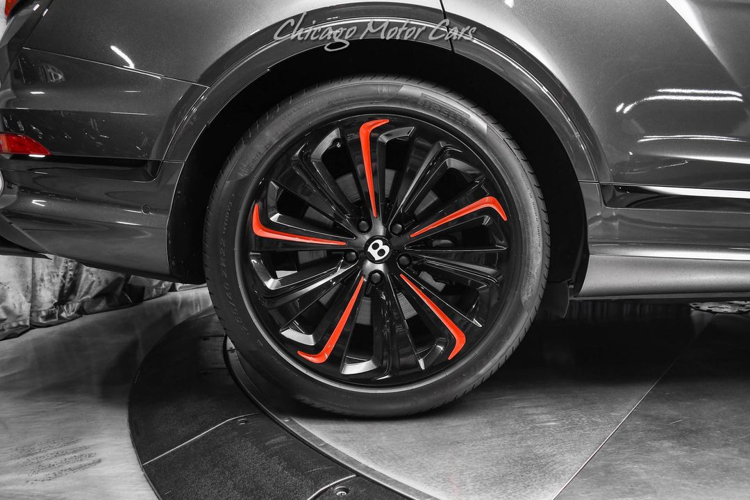 2023 Bentley Bentayga EWB