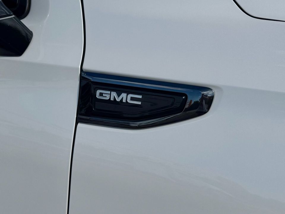 2023 GMC Yukon XL