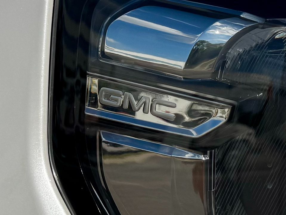 2023 GMC Yukon XL