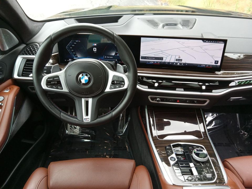 2024 BMW X7