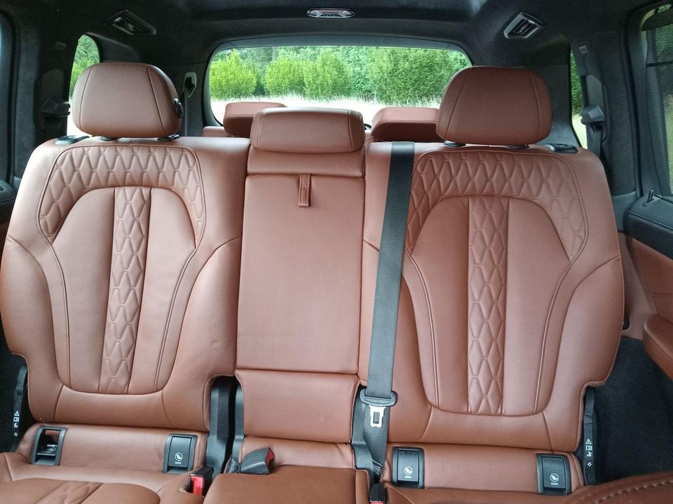 2024 BMW X7