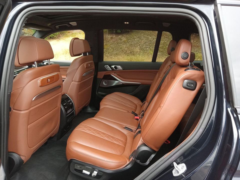 2024 BMW X7
