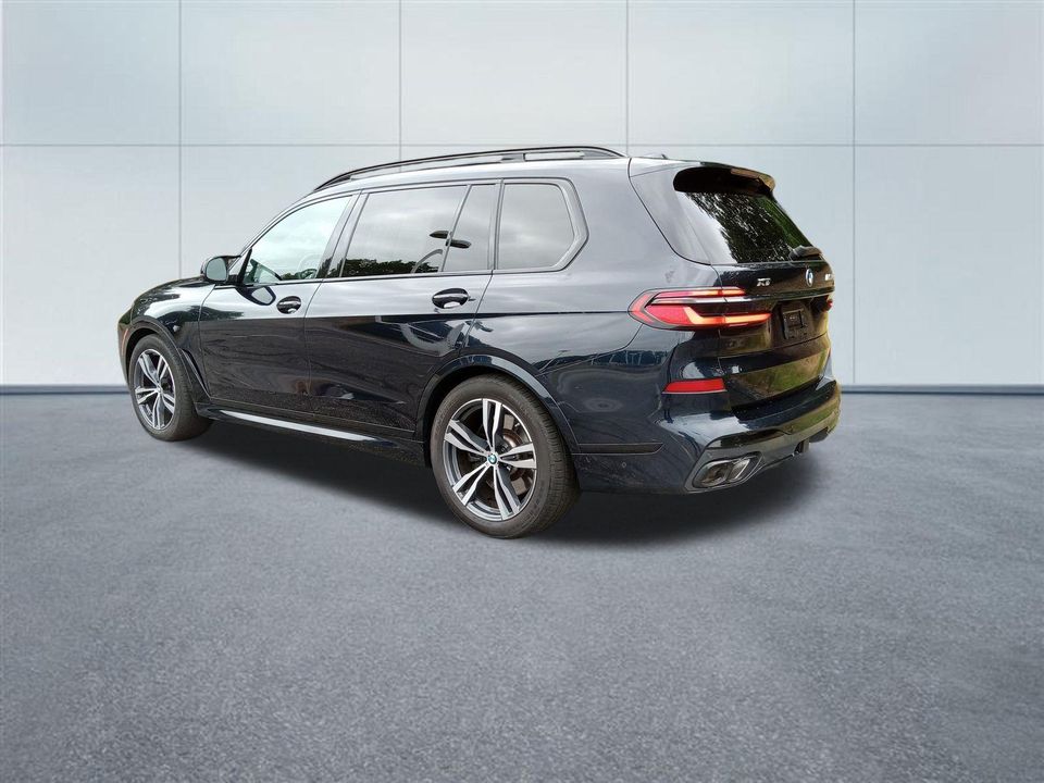 2024 BMW X7