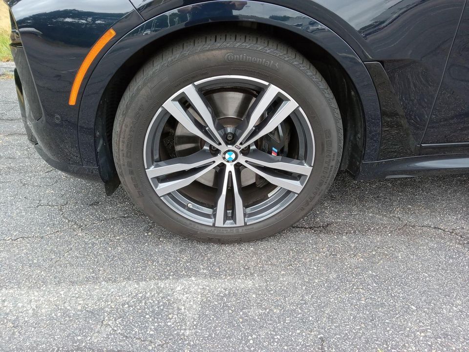 2024 BMW X7