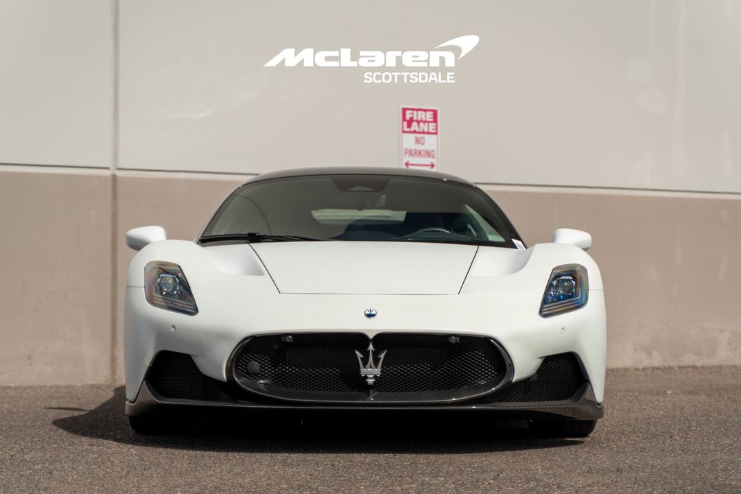 2023 MASERATI MC20