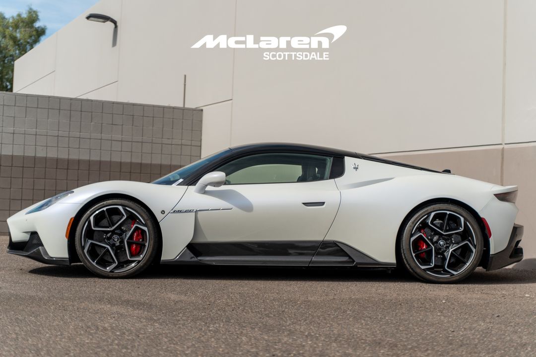 2023 MASERATI MC20