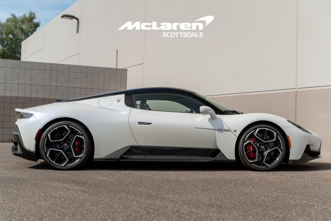 2023 MASERATI MC20
