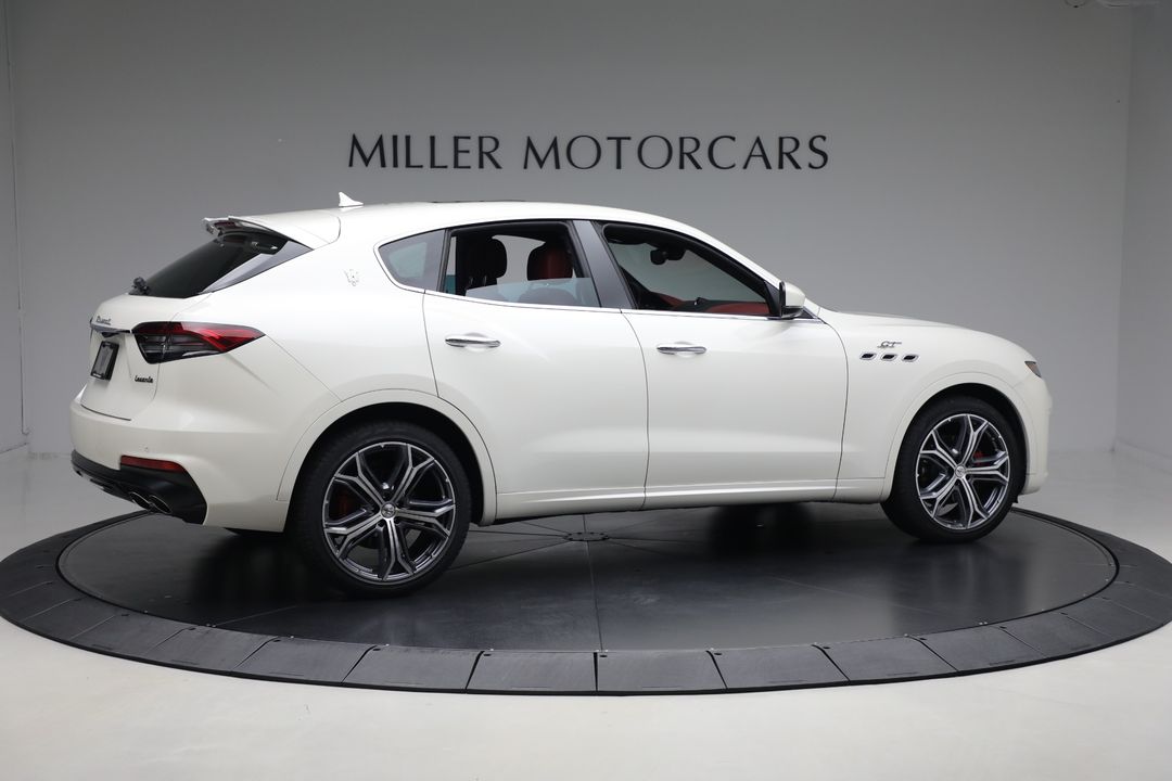 2022 Maserati Levante
