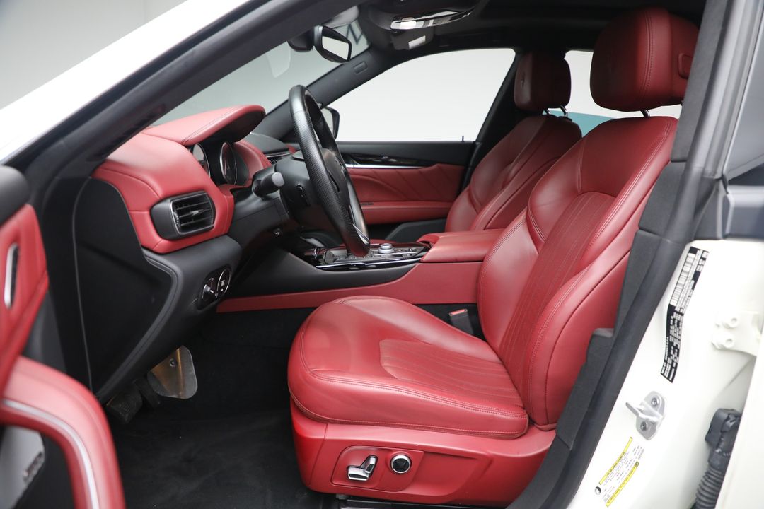 2022 Maserati Levante