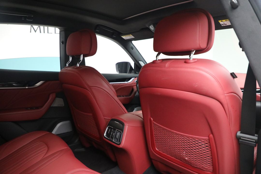 2022 Maserati Levante
