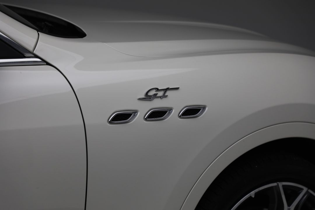 2022 Maserati Levante