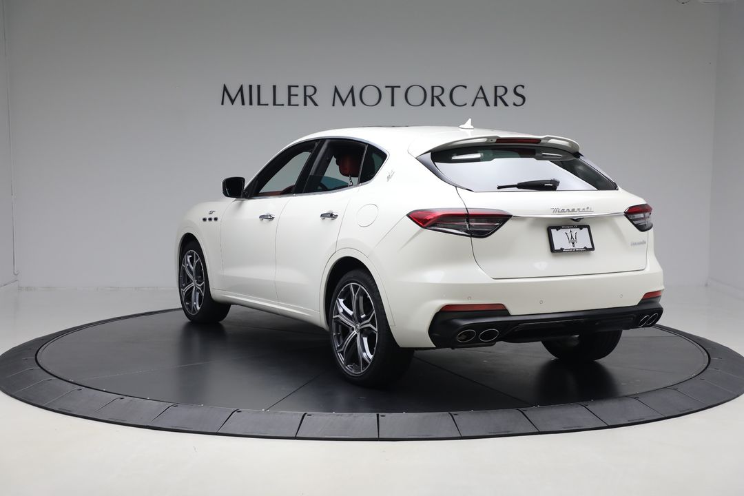2022 Maserati Levante