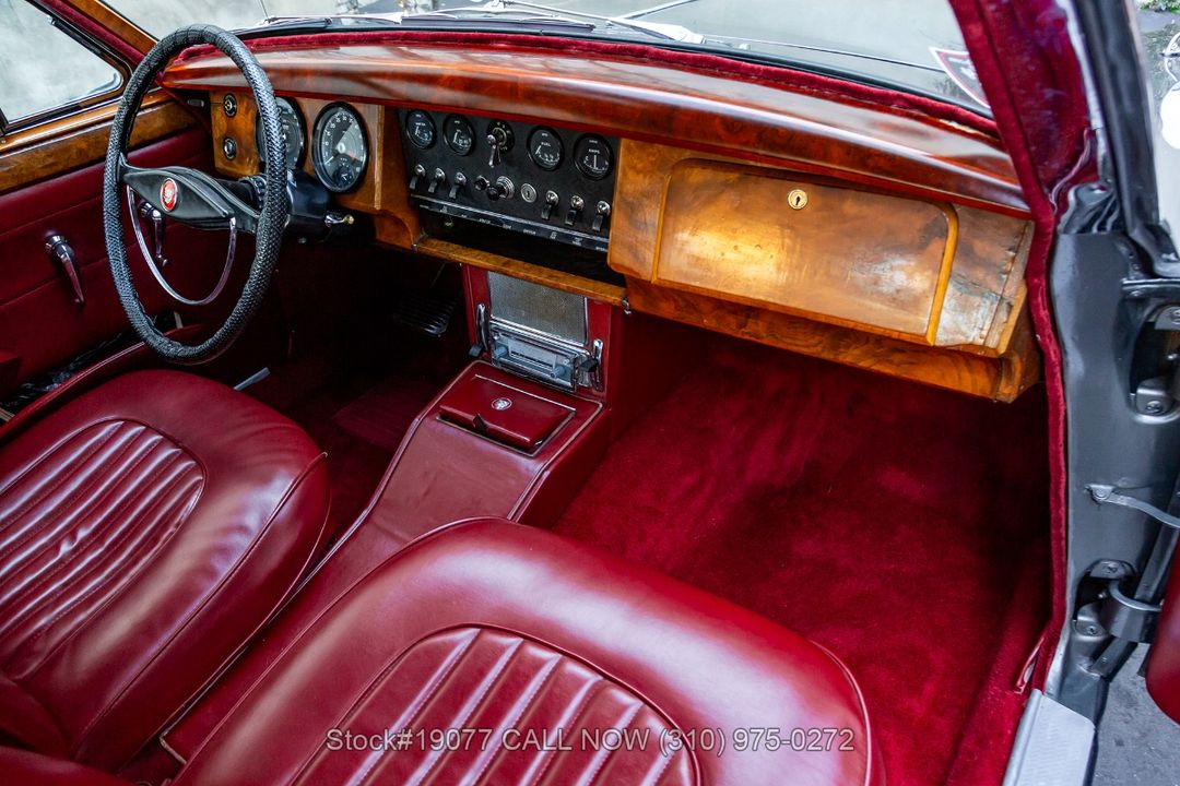 1962 Jaguar MK II