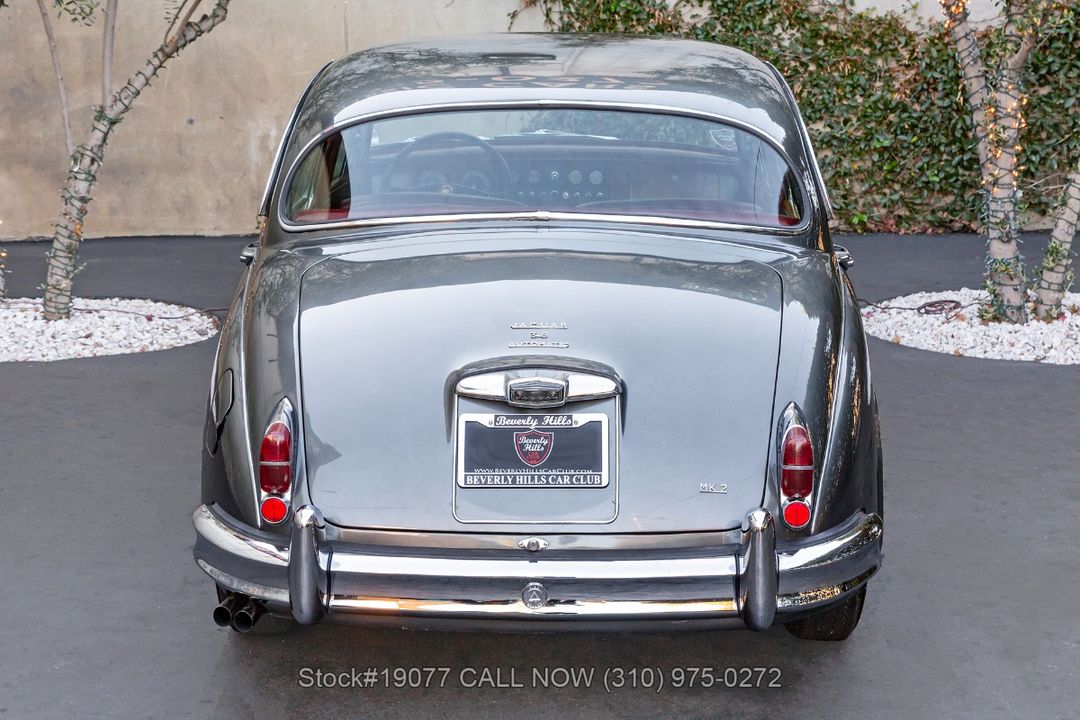 1962 Jaguar MK II