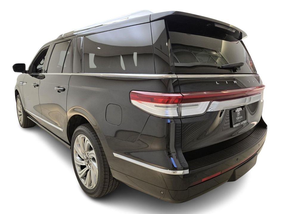 2023 Lincoln Navigator L