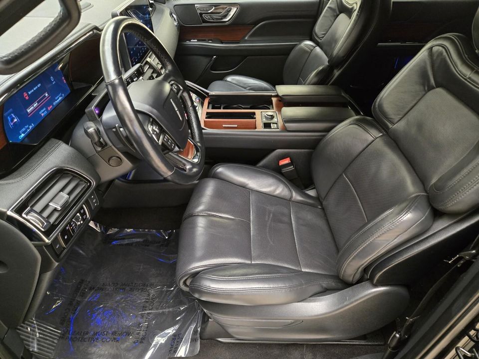 2023 Lincoln Navigator L