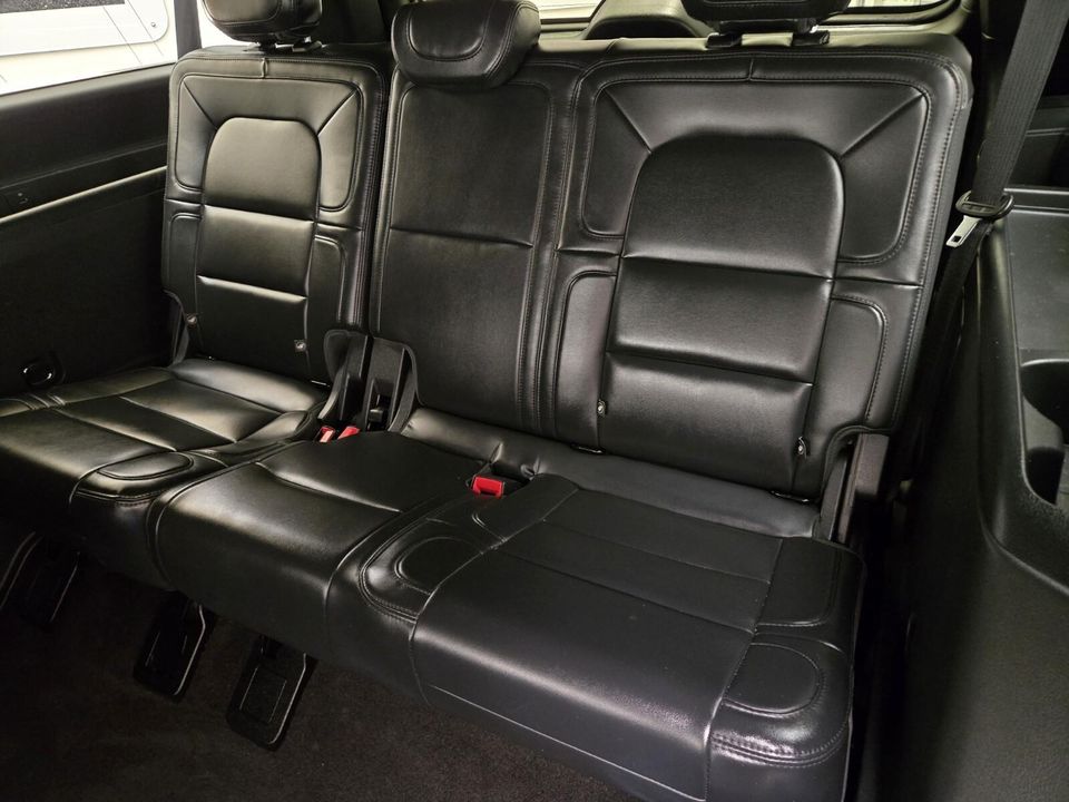 2023 Lincoln Navigator L