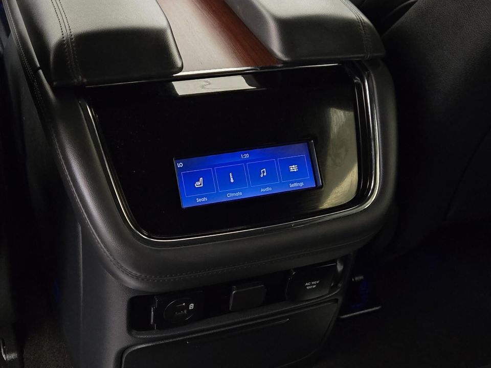 2023 Lincoln Navigator L