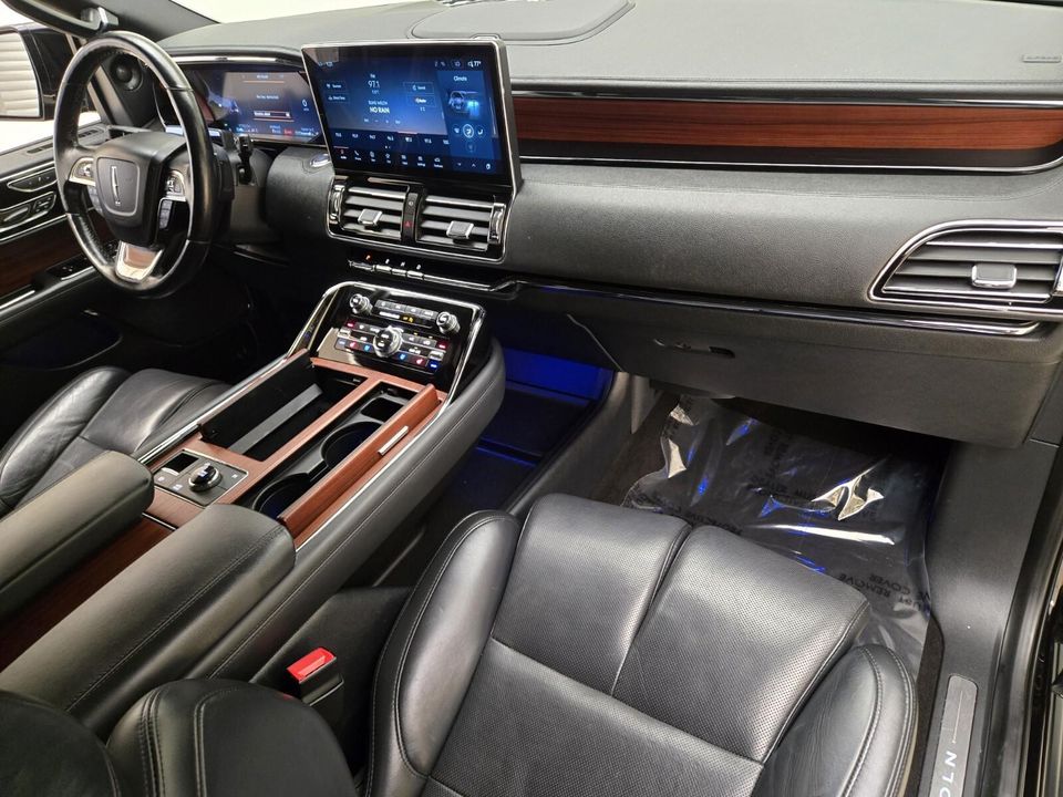 2023 Lincoln Navigator L
