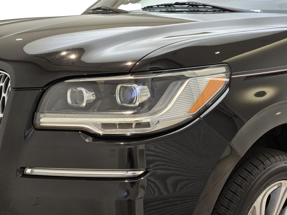 2023 Lincoln Navigator L