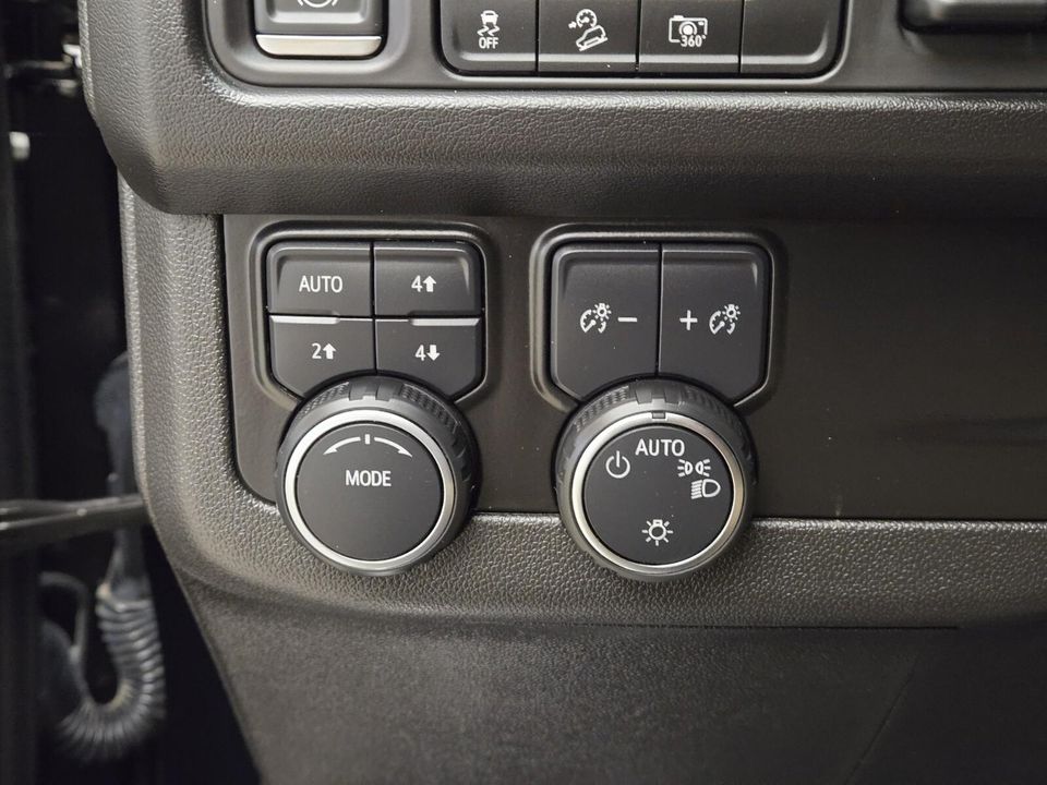 2023 Chevrolet Suburban