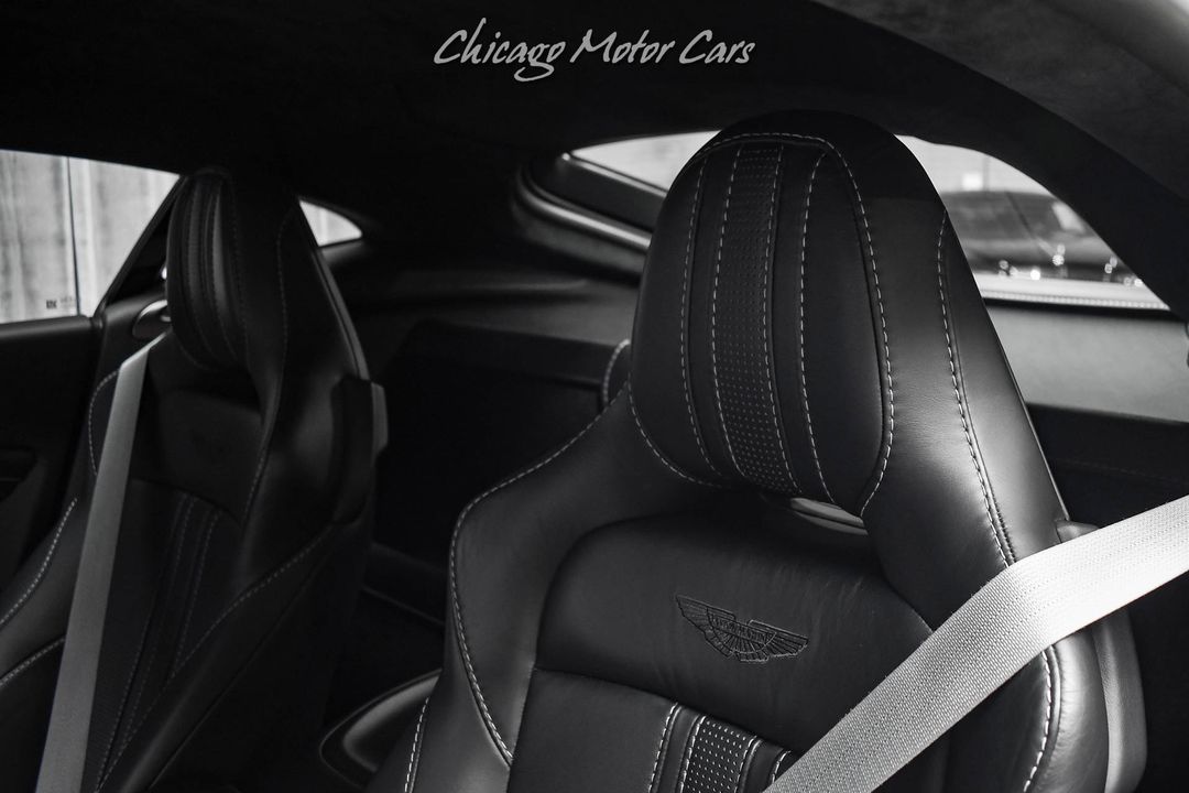 2020 Aston Martin Vantage