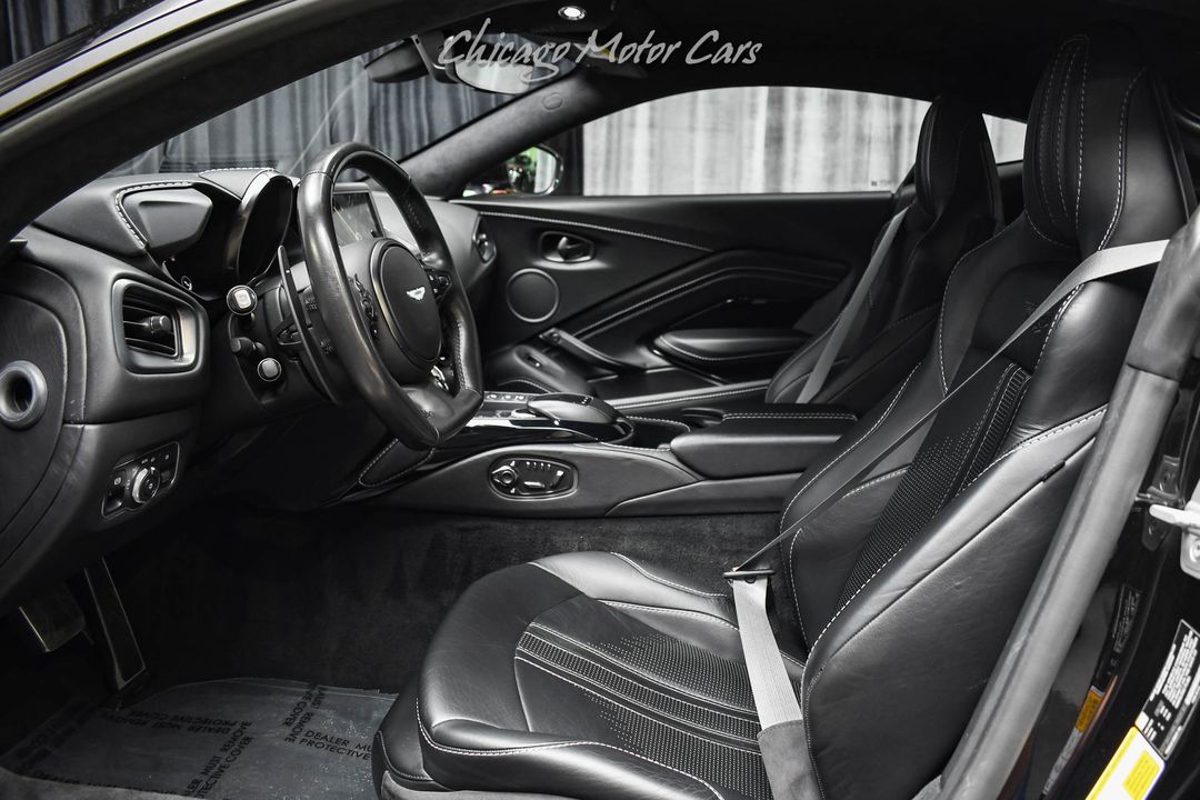 2020 Aston Martin Vantage