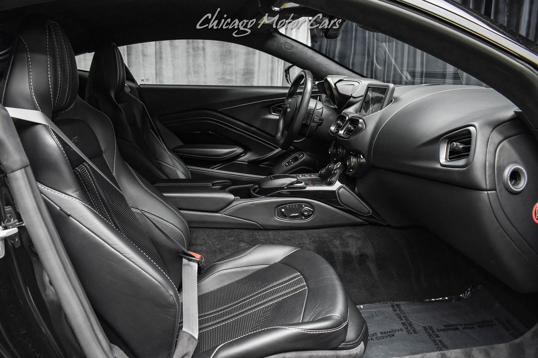 2020 Aston Martin Vantage