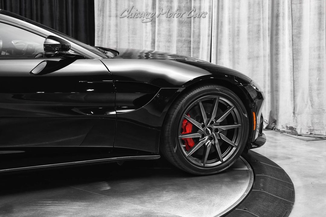 2020 Aston Martin Vantage