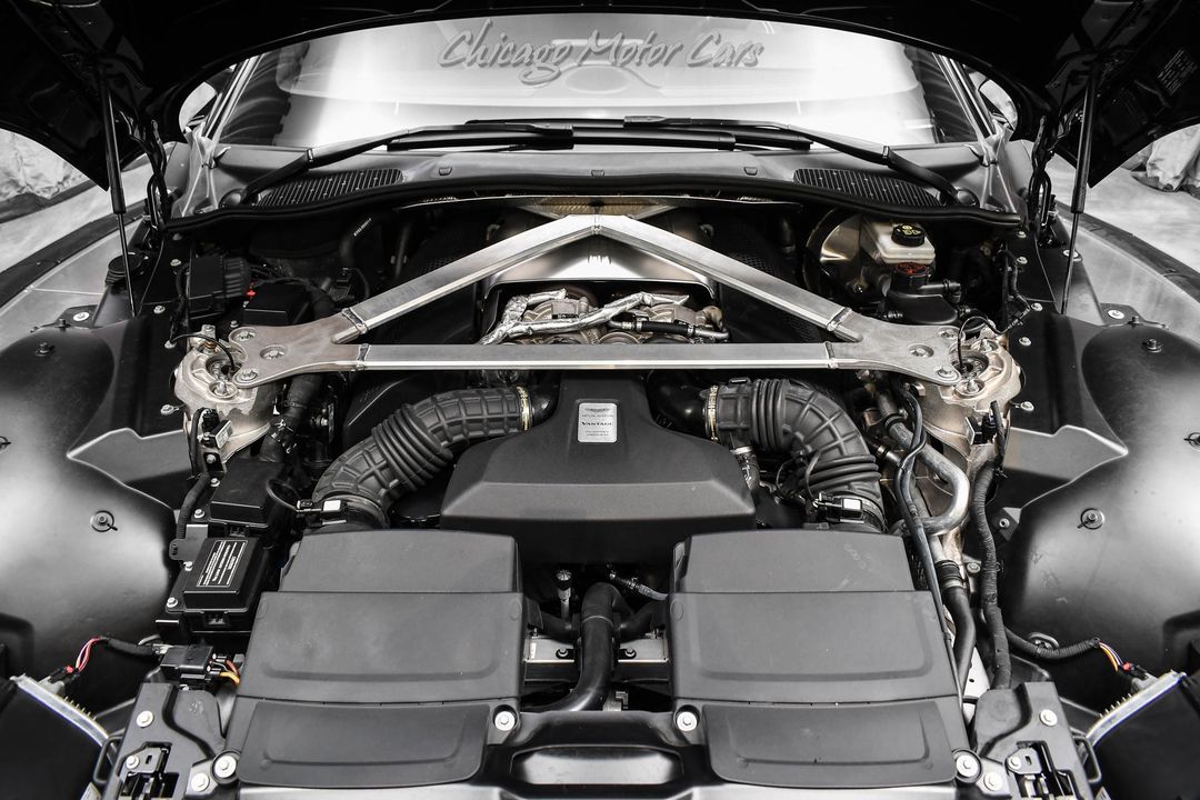 2020 Aston Martin Vantage