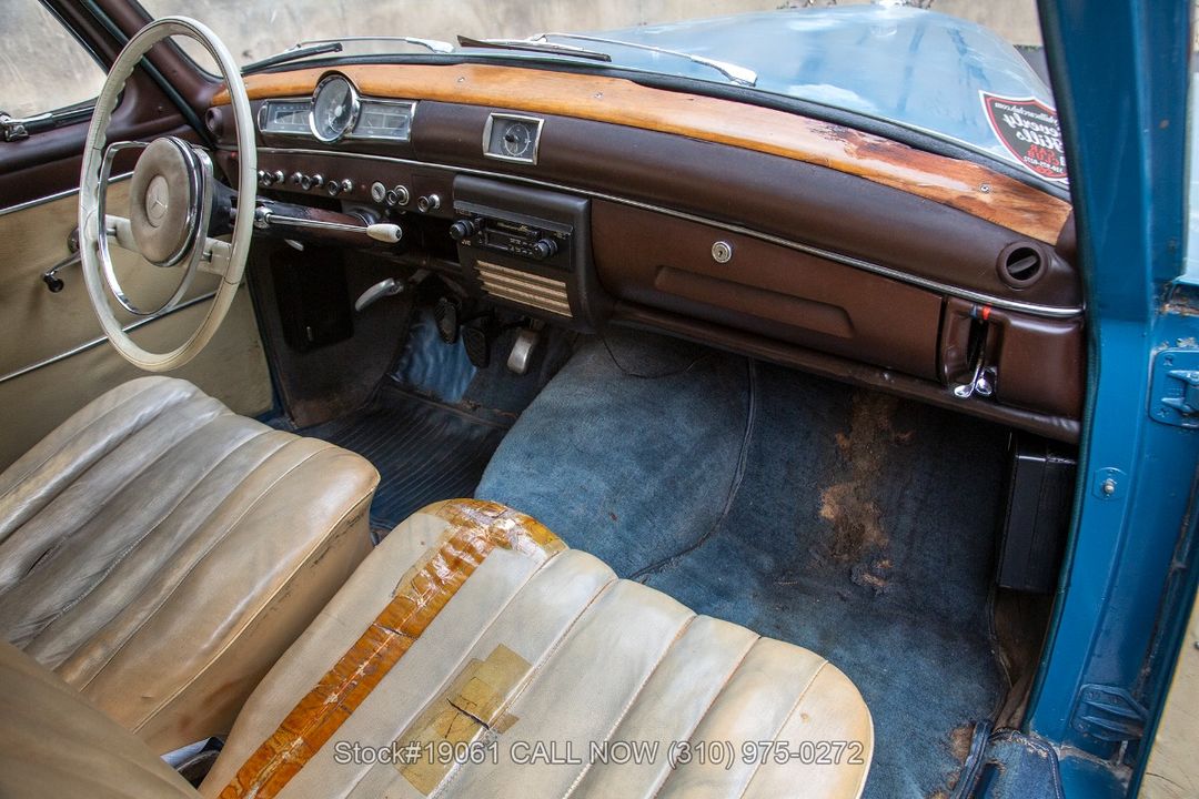 1960 Mercedes-Benz 190B