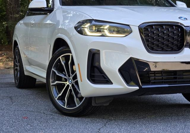2022 BMW X4