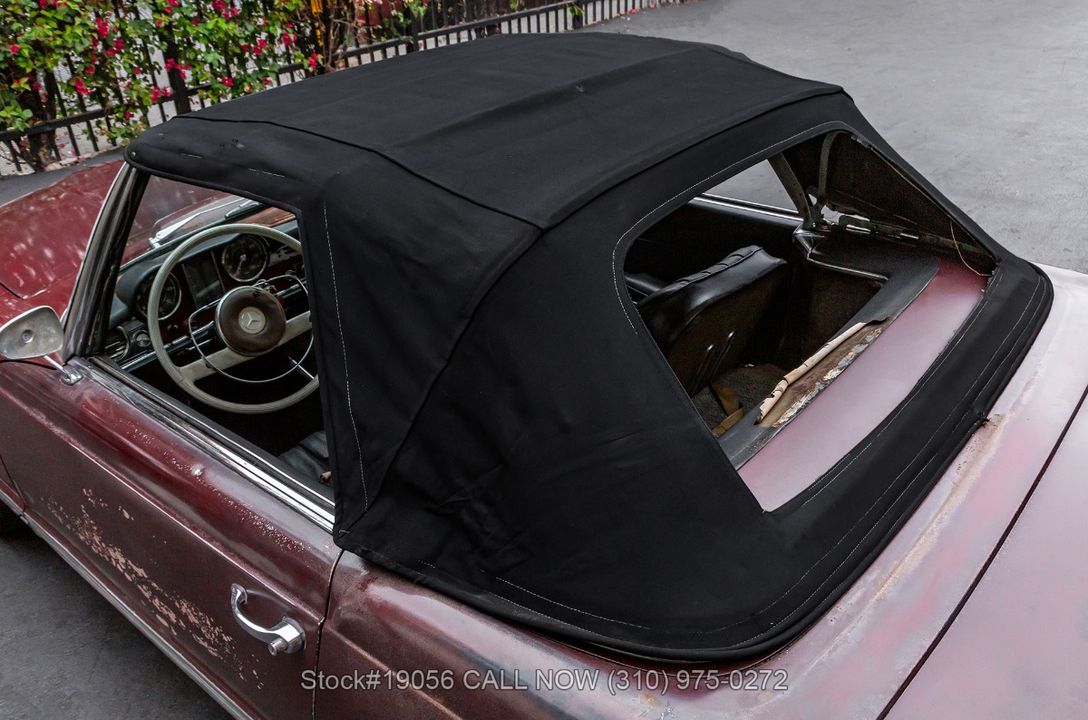 1967 Mercedes-Benz 230SL