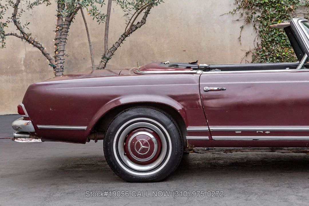 1967 Mercedes-Benz 230SL