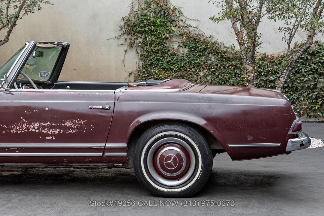1967 Mercedes-Benz 230SL