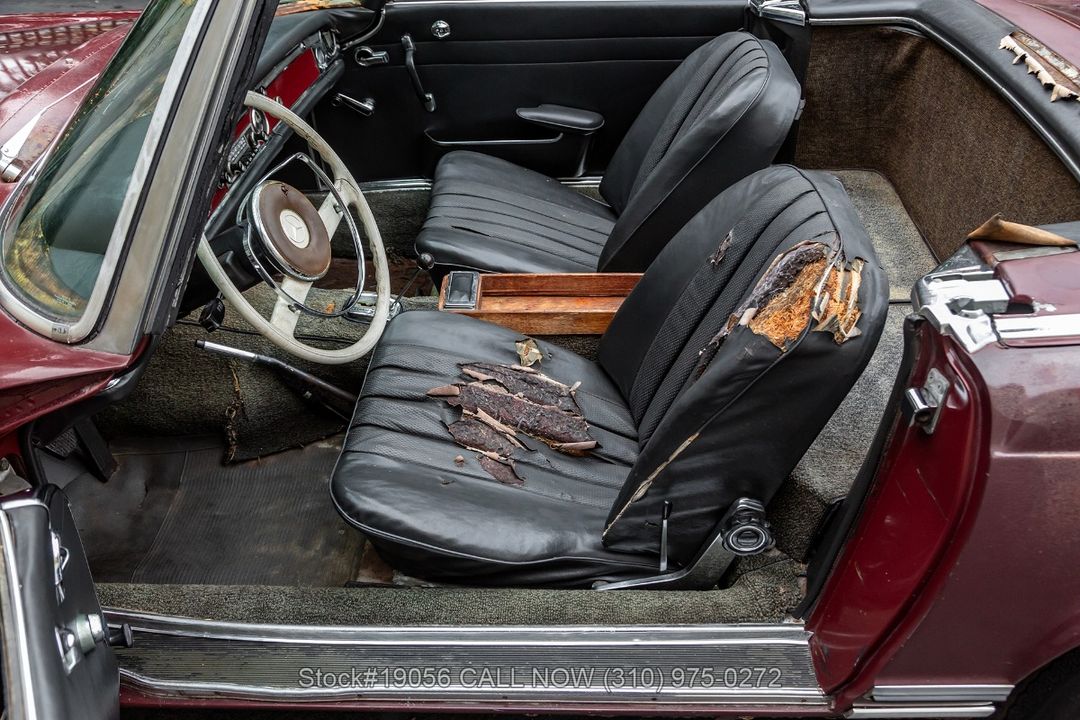 1967 Mercedes-Benz 230SL