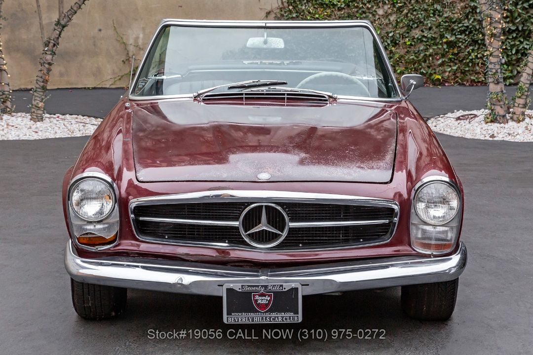 1967 Mercedes-Benz 230SL