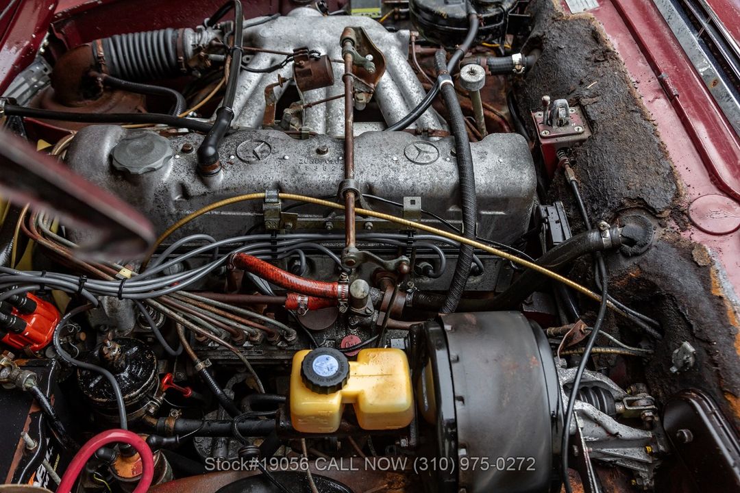 1967 Mercedes-Benz 230SL