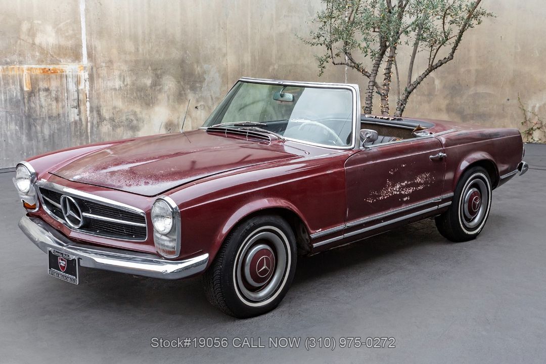 1967 Mercedes-Benz 230SL